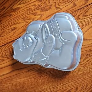 Wilton Winnie-the-Pooh Cake Pan with Original Instructions